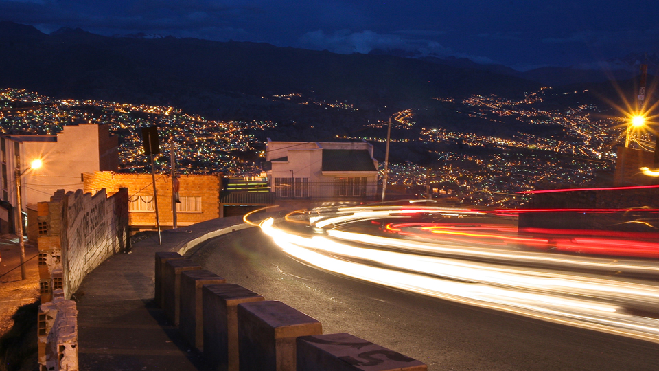 Carrer d'El Alto, ciutat amb majoria de població aimara i quítxua, Bolívia