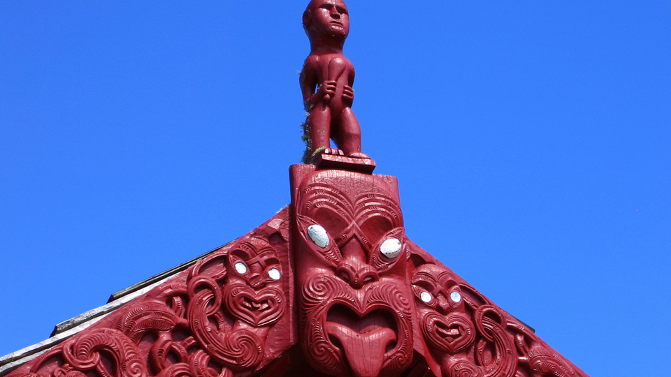 Art maori a Waitangi, Nova Zelanda.