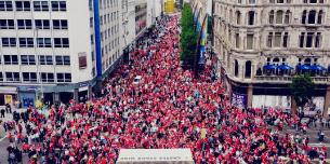  La manifestació de maig de 2022 a Belfast.